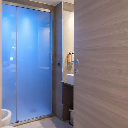 ゲストハウス Wellness ローマ